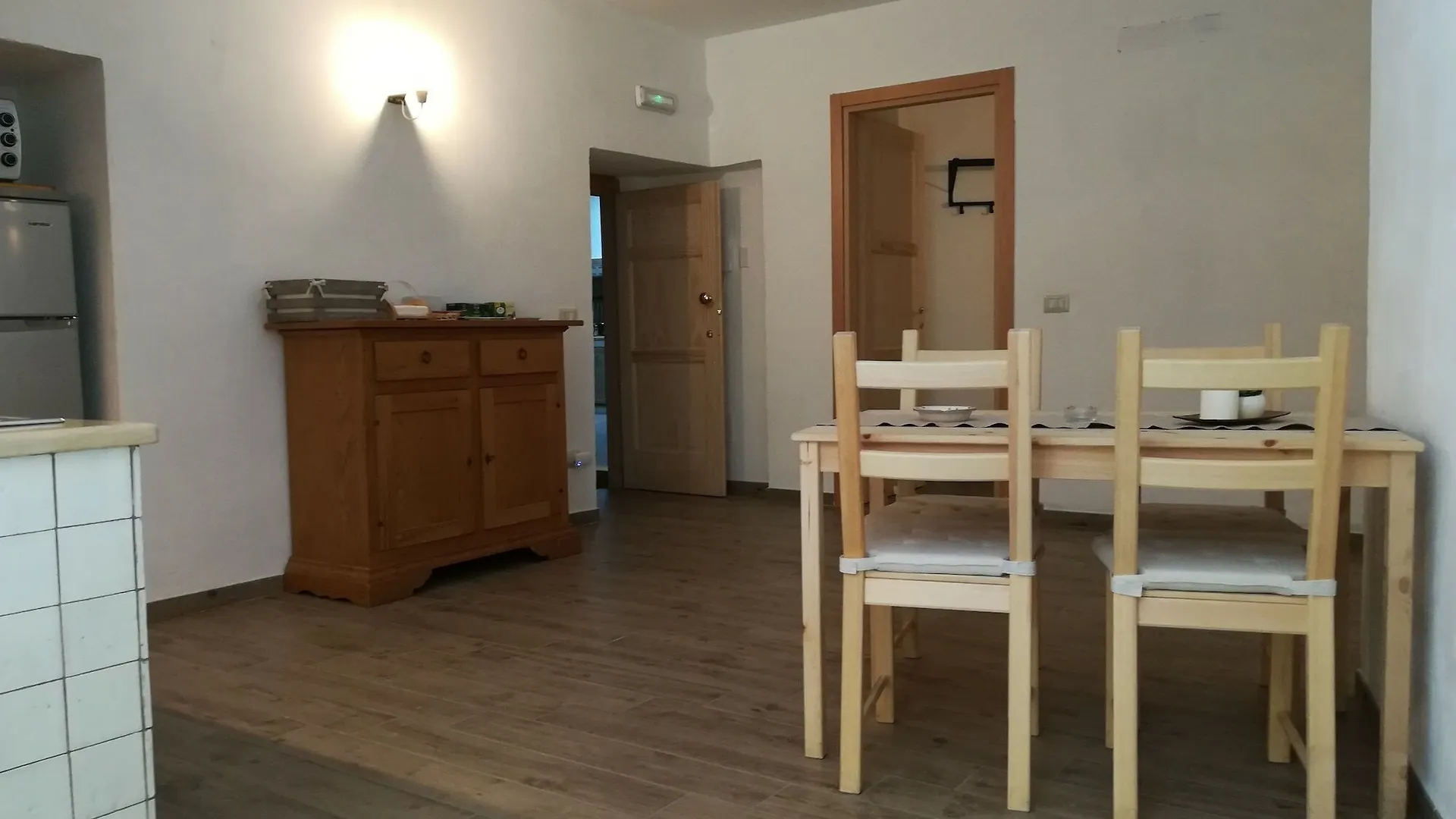 Appartamento Viadelduomo Naples Bed & Breakfast