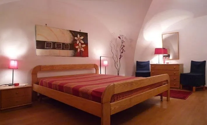 Bed & Breakfast Appartamento Viadelduomo Naples